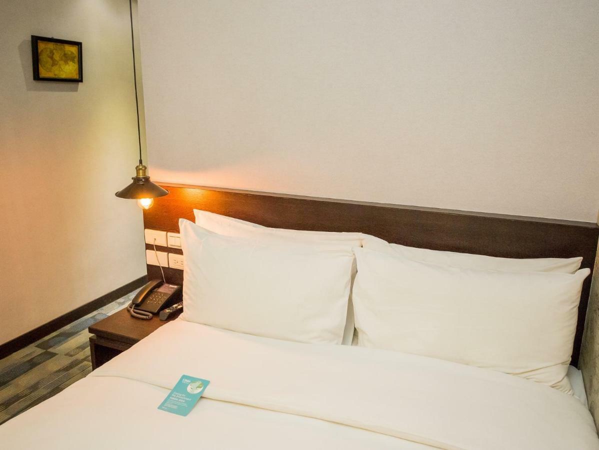 Khan Hotel Kaohsiung Extérieur photo