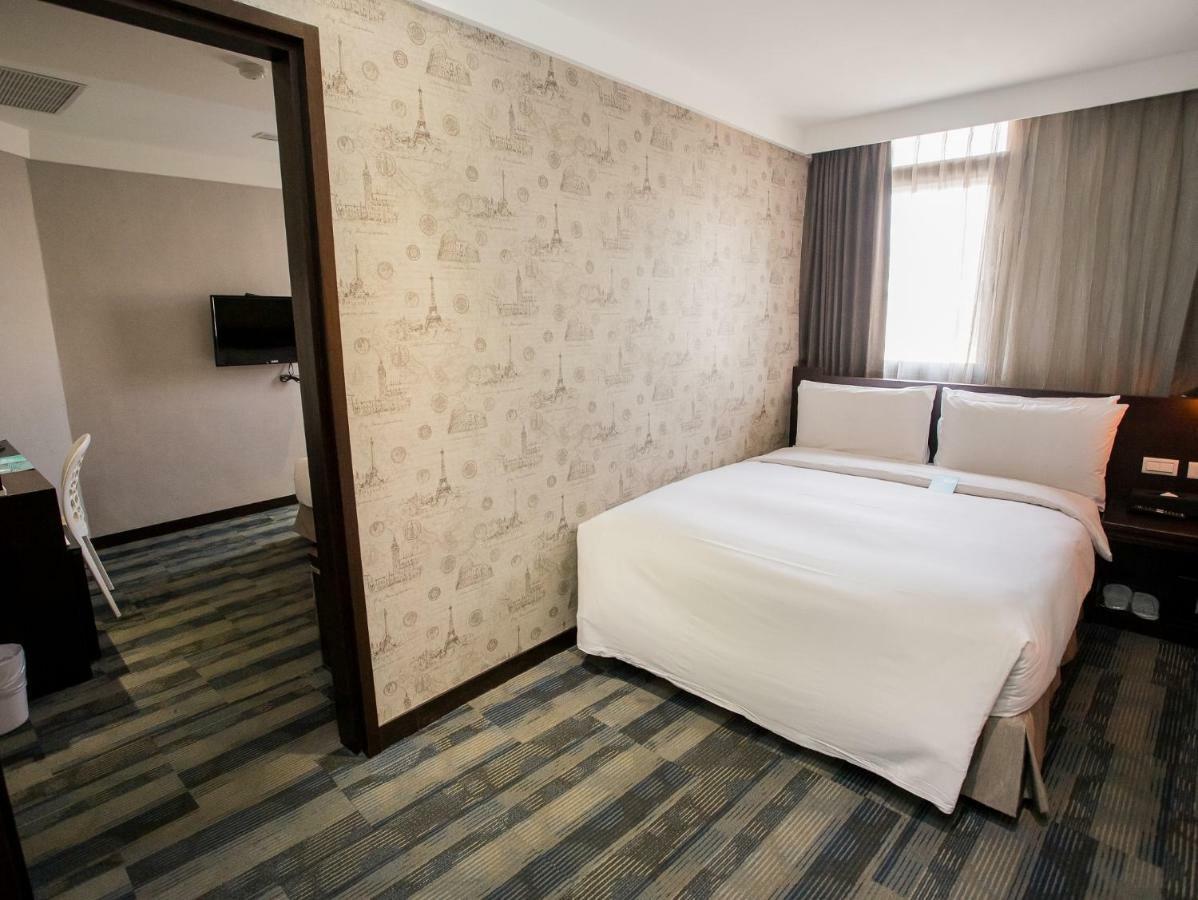 Khan Hotel Kaohsiung Extérieur photo