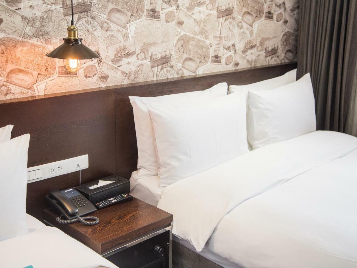 Khan Hotel Kaohsiung Extérieur photo