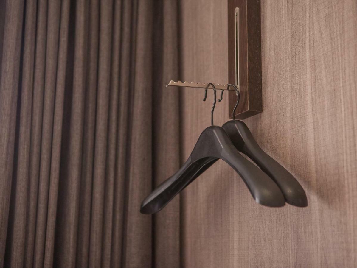 Khan Hotel Kaohsiung Extérieur photo